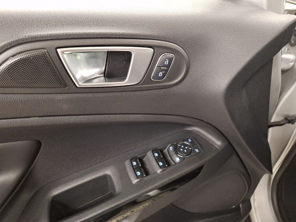 Ford Ecosport 2018 Harmaa