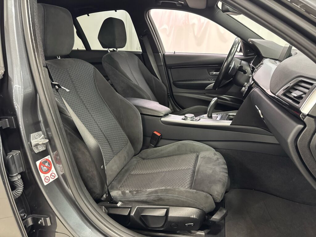 BMW 330 2016 Harmaa