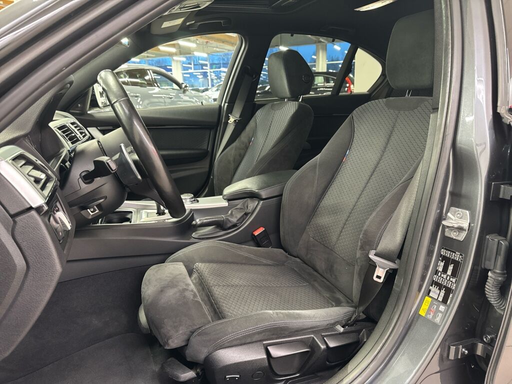 BMW 330 2016 Harmaa