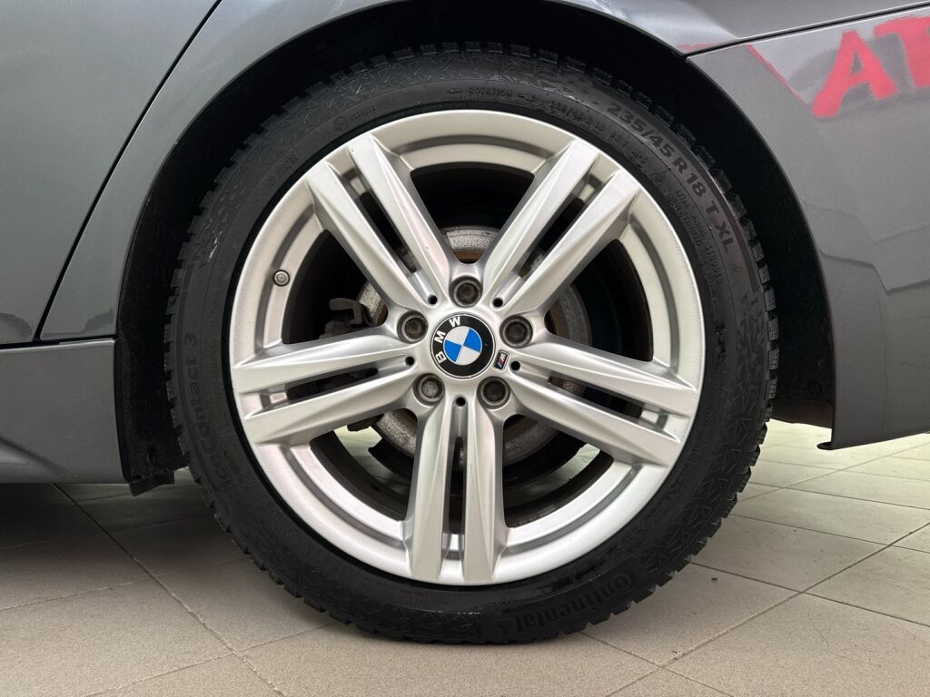 BMW 330 2016 Harmaa