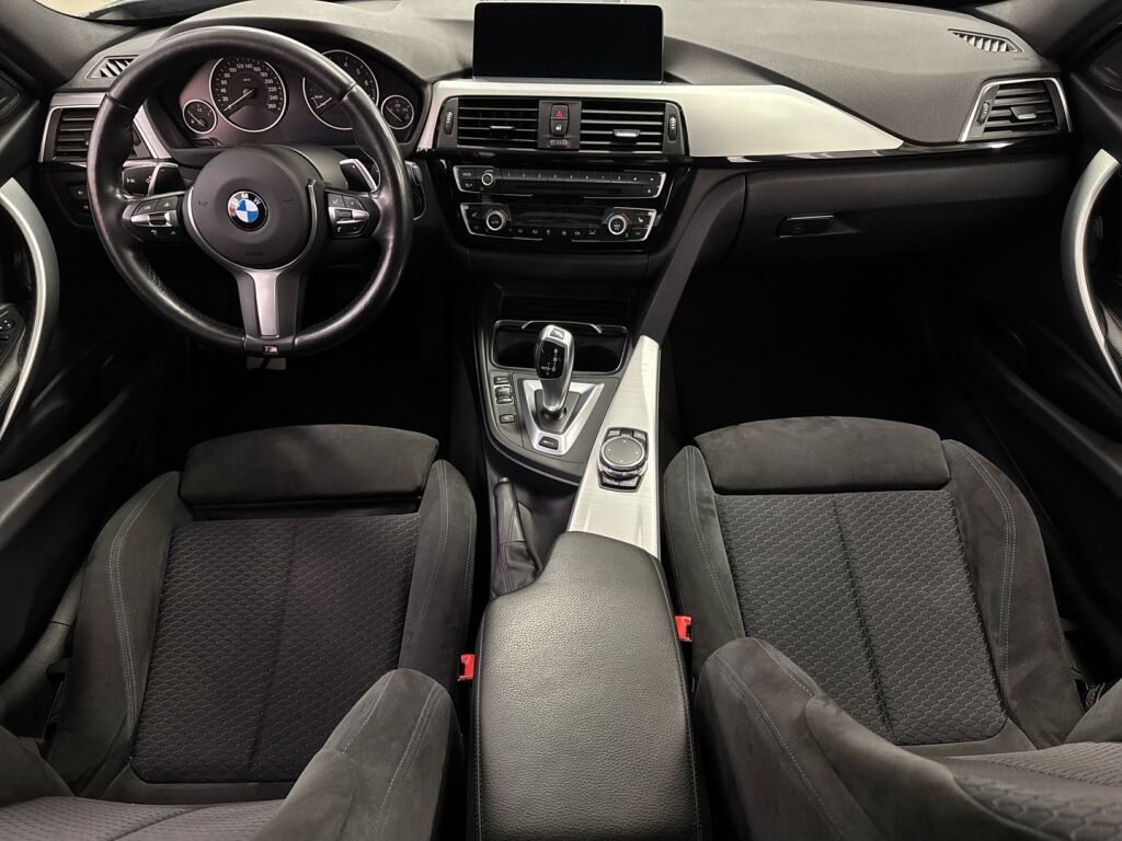 BMW 330 2016 Harmaa