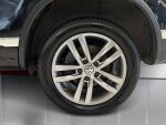 Volkswagen Touareg 2016 Musta
