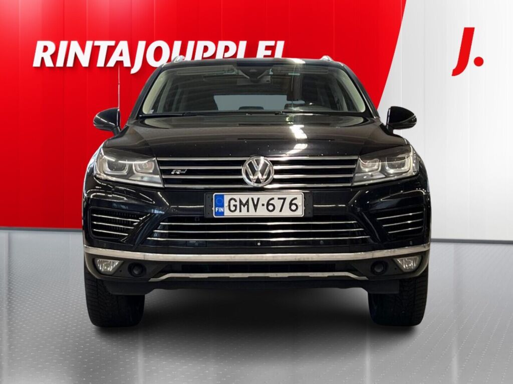 Volkswagen Touareg 2016 Musta