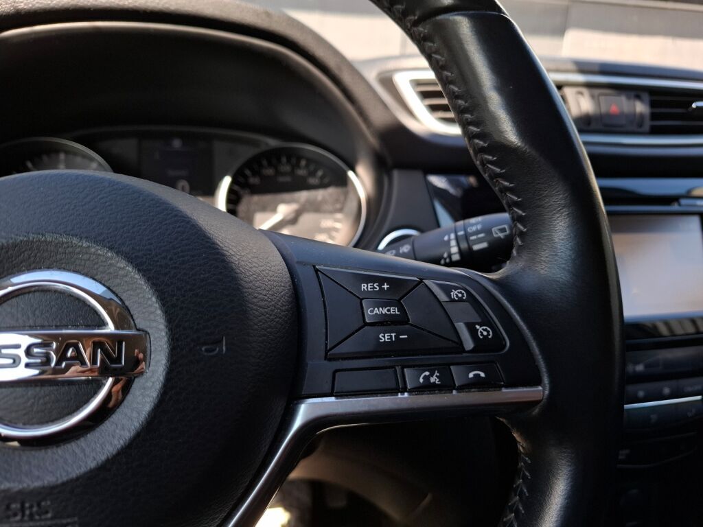 Nissan Qashqai 2018 Hopea
