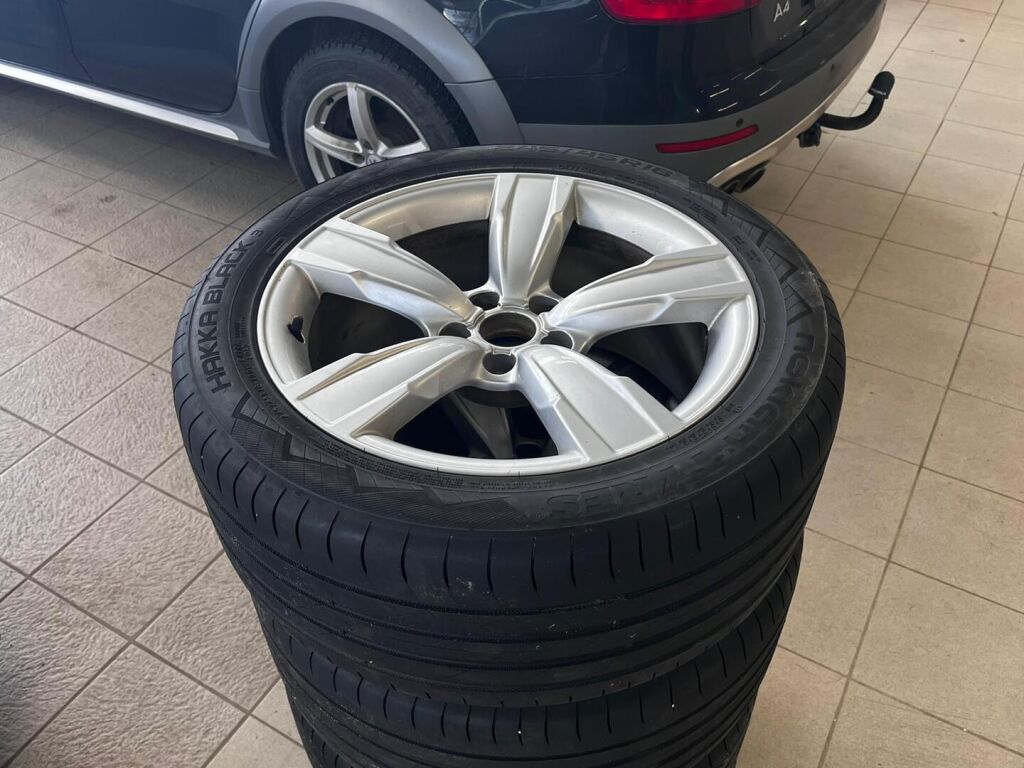 Audi A4 allroad quattro 2015 Musta