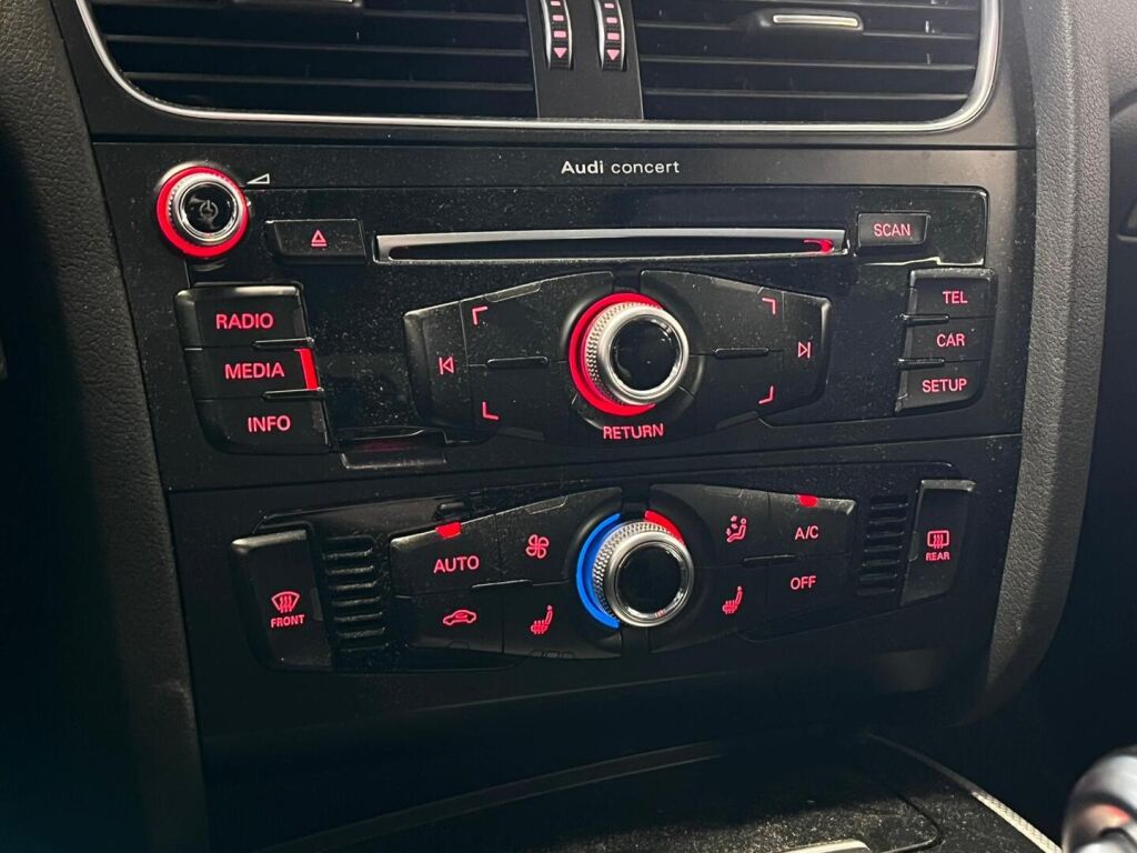 Audi A4 allroad quattro 2015 Musta