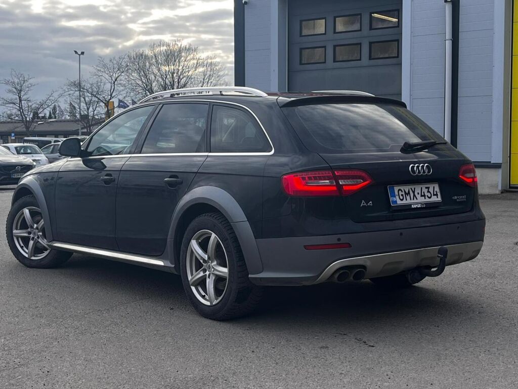 Audi A4 allroad quattro 2015 Musta
