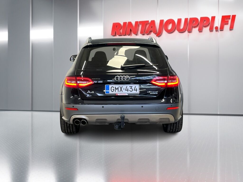 Audi A4 allroad quattro 2015 Musta