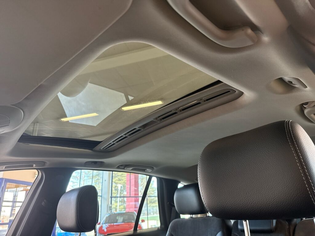 Mercedes-Benz R 2008 Musta