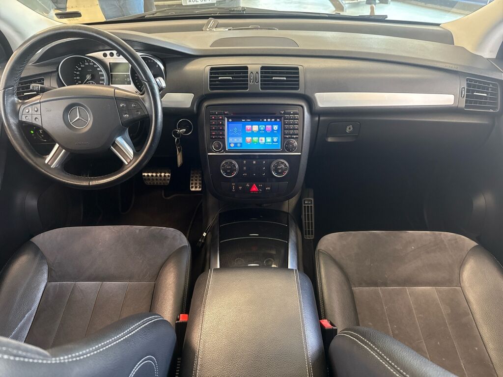 Mercedes-Benz R 2008 Musta