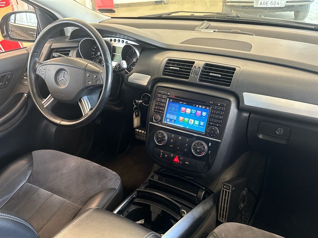 Mercedes-Benz R 2008 Musta