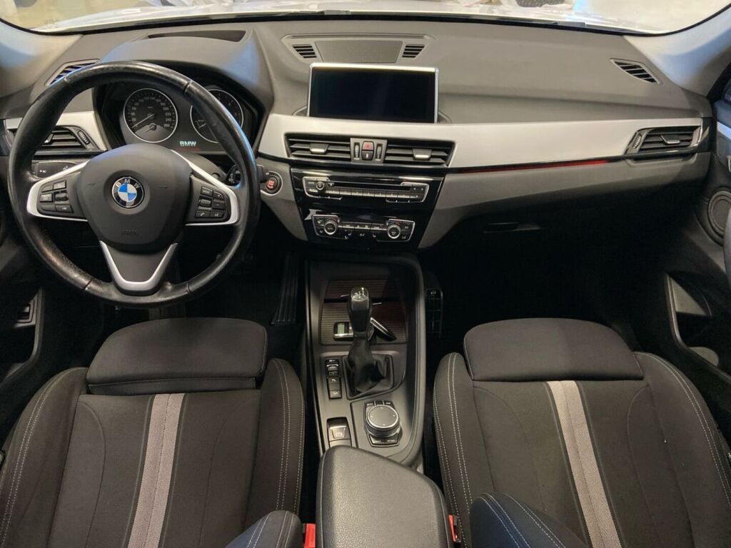 BMW X1 2018 Valkoinen