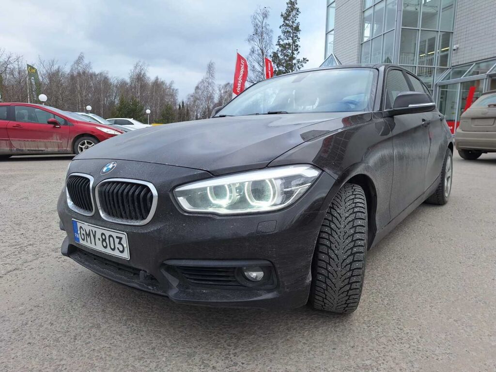BMW 120 2018 Ruskea (beige)