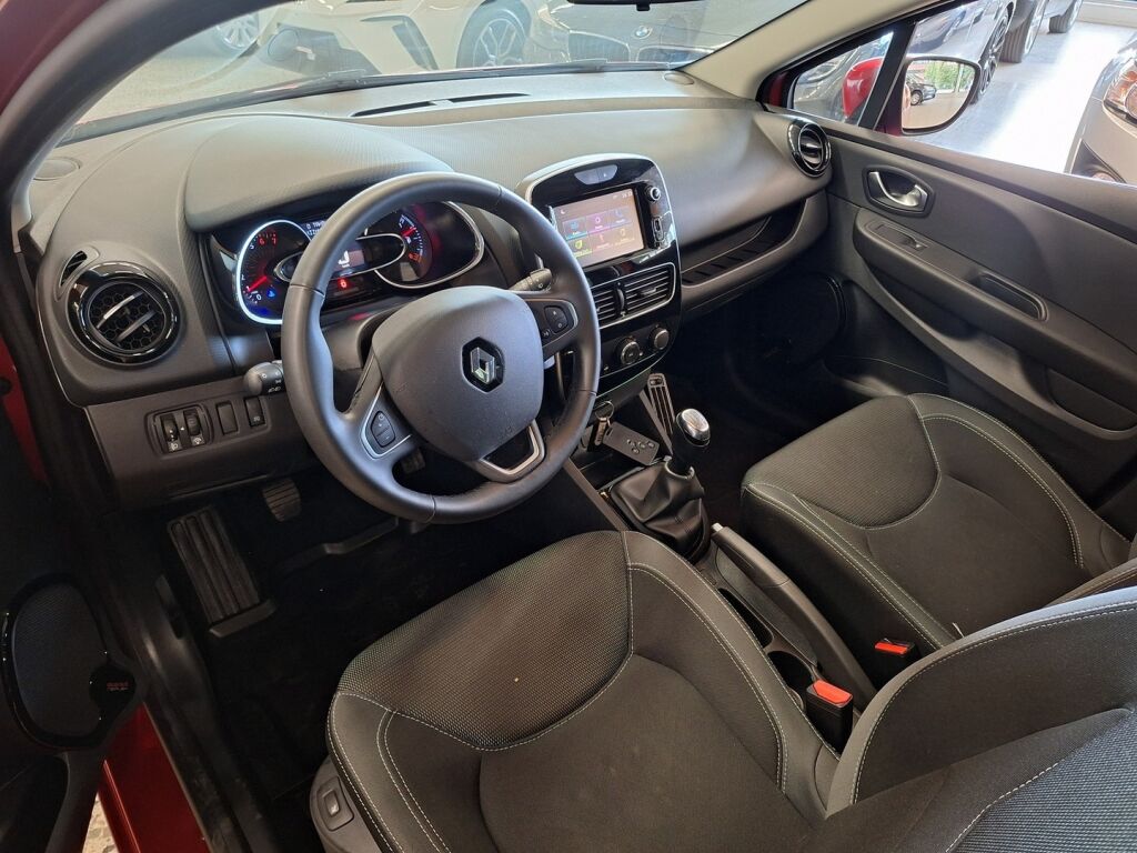 Renault Clio 2018 Punainen