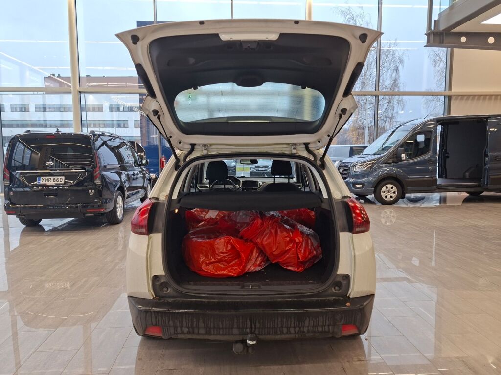 Peugeot 2008 2018 Valkoinen