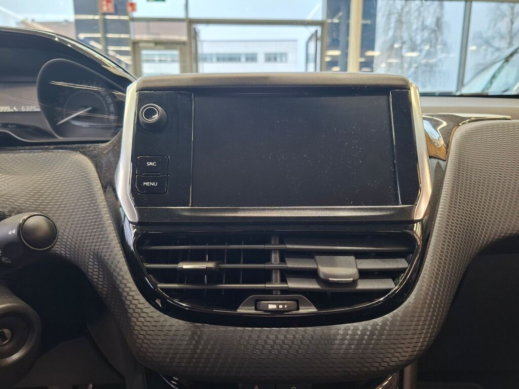 Peugeot 2008 2018 Valkoinen