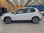 Peugeot 2008 2018 Valkoinen