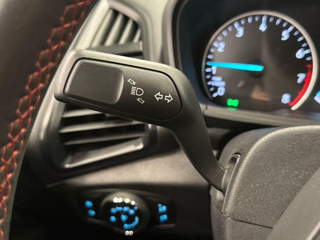 Ford Ecosport 2018 Sininen