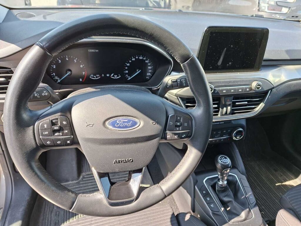 Ford Focus 2019 Harmaa