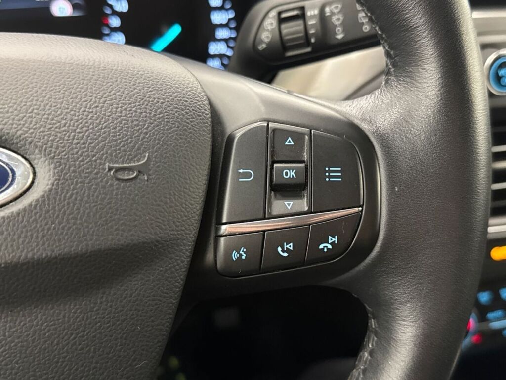 Ford Focus 2019 Harmaa