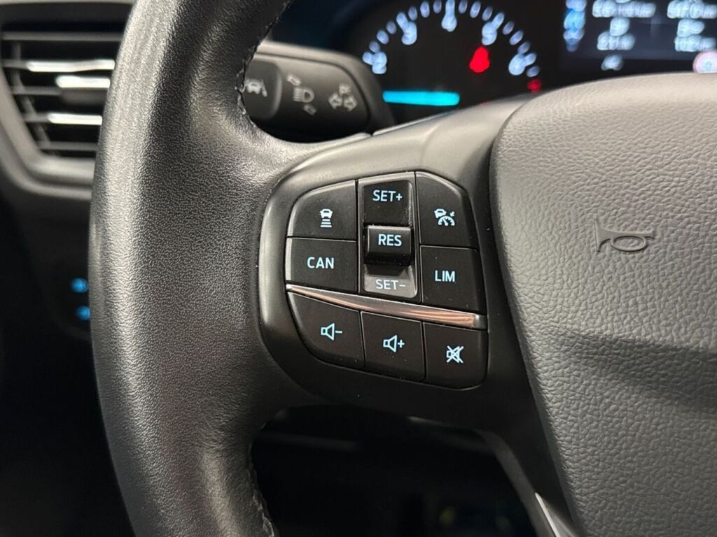 Ford Focus 2019 Harmaa