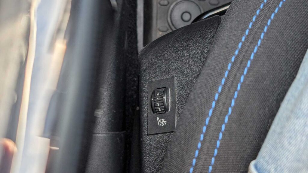 Peugeot 208 2019 Valkoinen