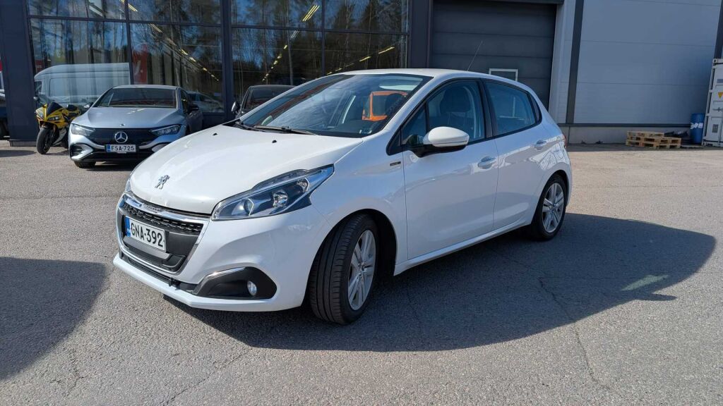 Peugeot 208 2019 Valkoinen