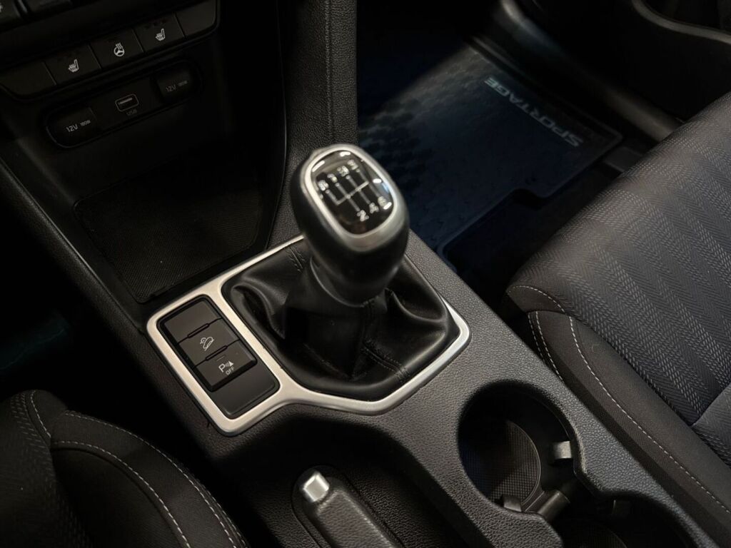 Kia Sportage 2020 Musta