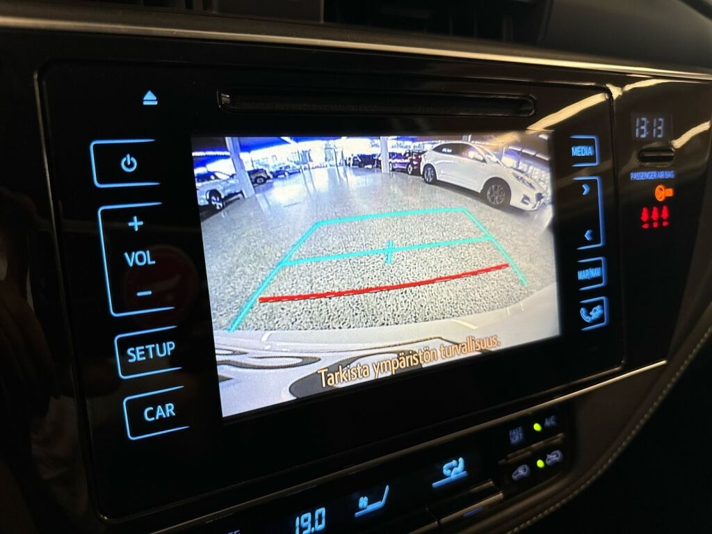 Toyota Auris 2018 Valkoinen