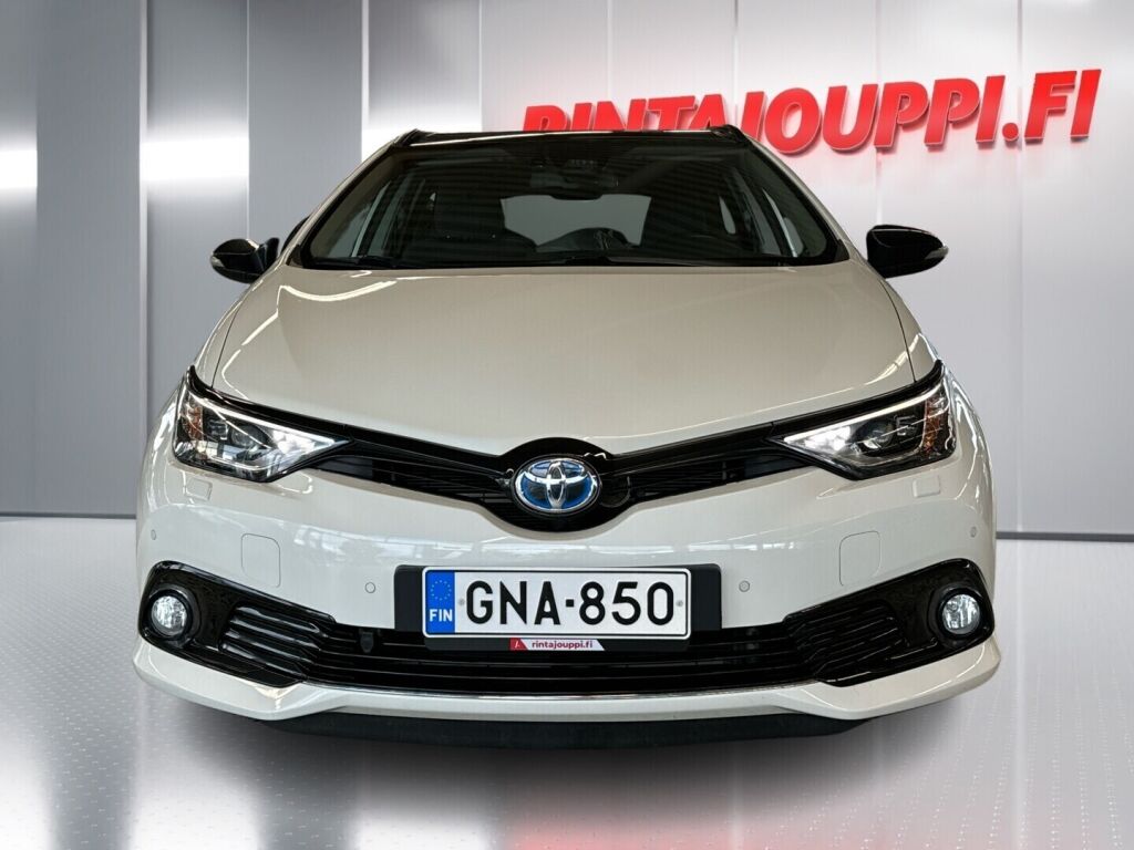 Toyota Auris 2018 Valkoinen