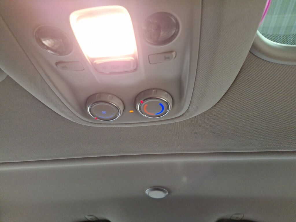 Peugeot Traveller 2019 Valkoinen