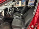 Toyota RAV4 2018 Punainen