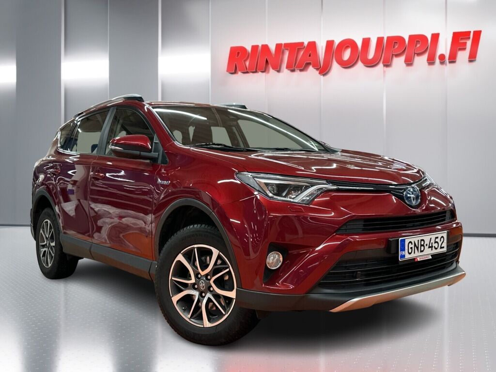 Toyota RAV4 2018 Punainen