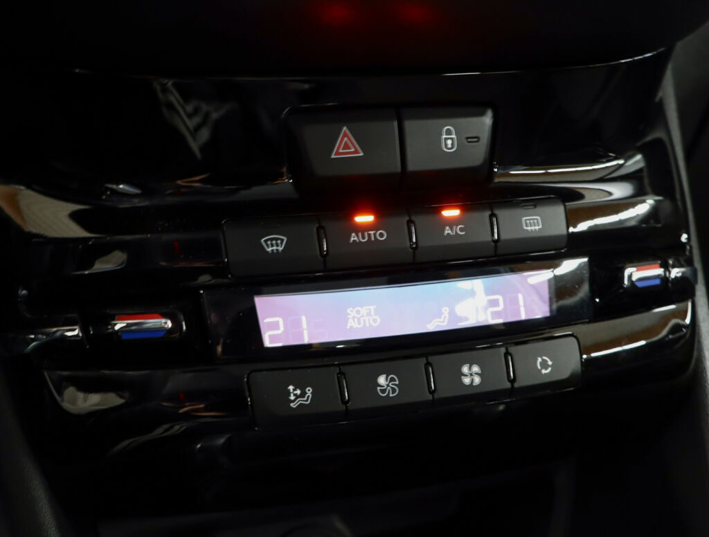 Peugeot 208 2018 Harmaa