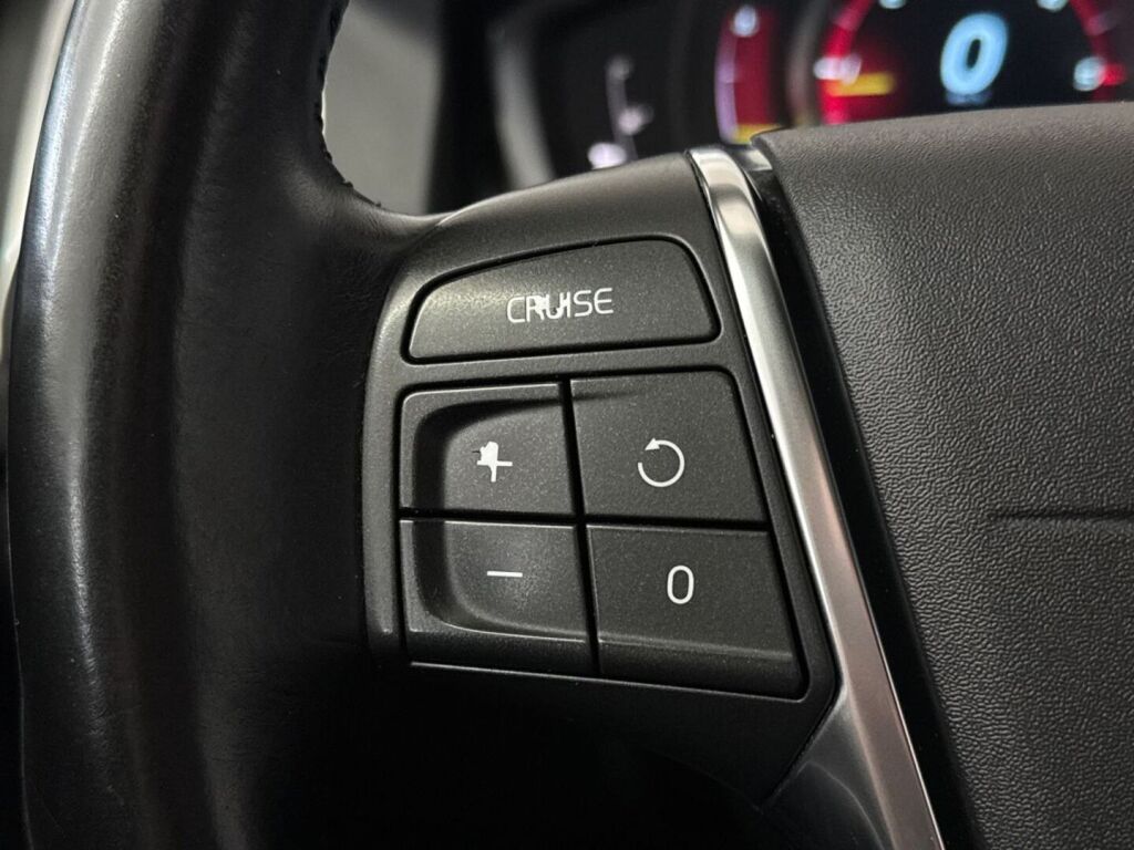 Volvo XC60 2014 Musta