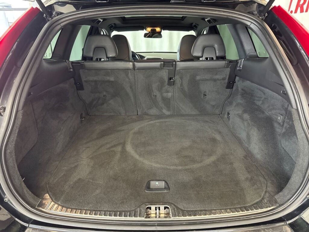 Volvo XC60 2014 Musta