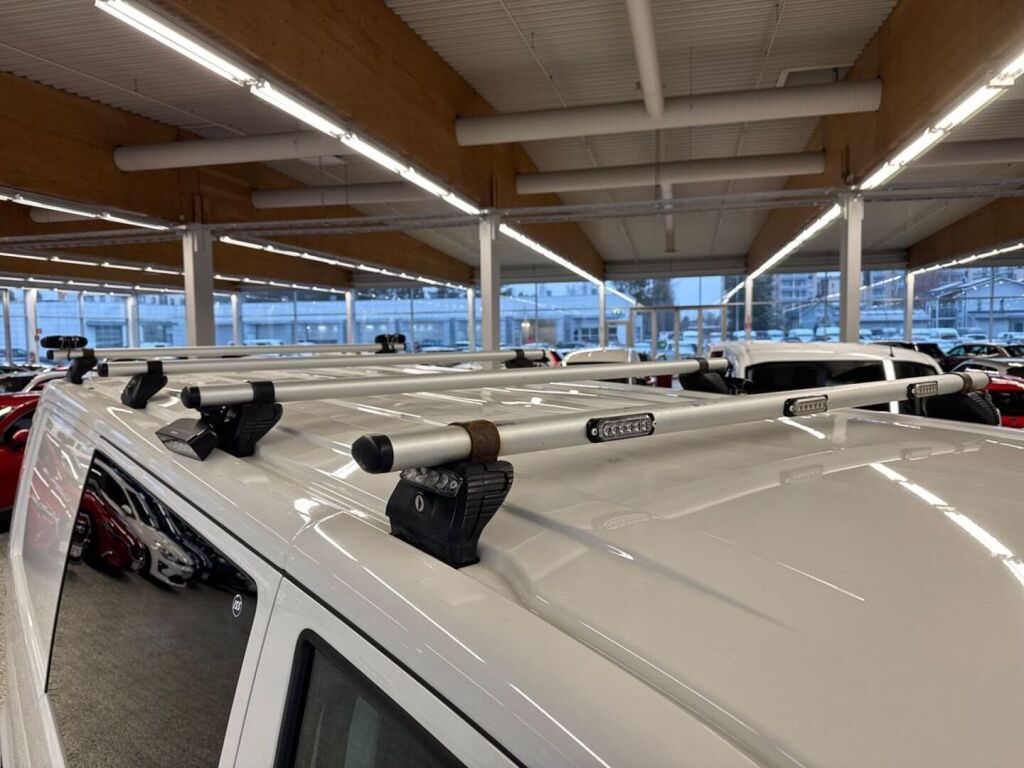 Volkswagen Transporter 2018 Valkoinen