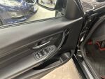 BMW 318 2015 Musta