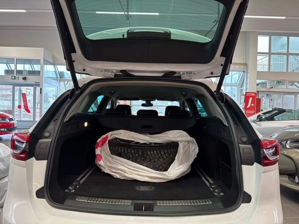 Opel Insignia 2019 Valkoinen