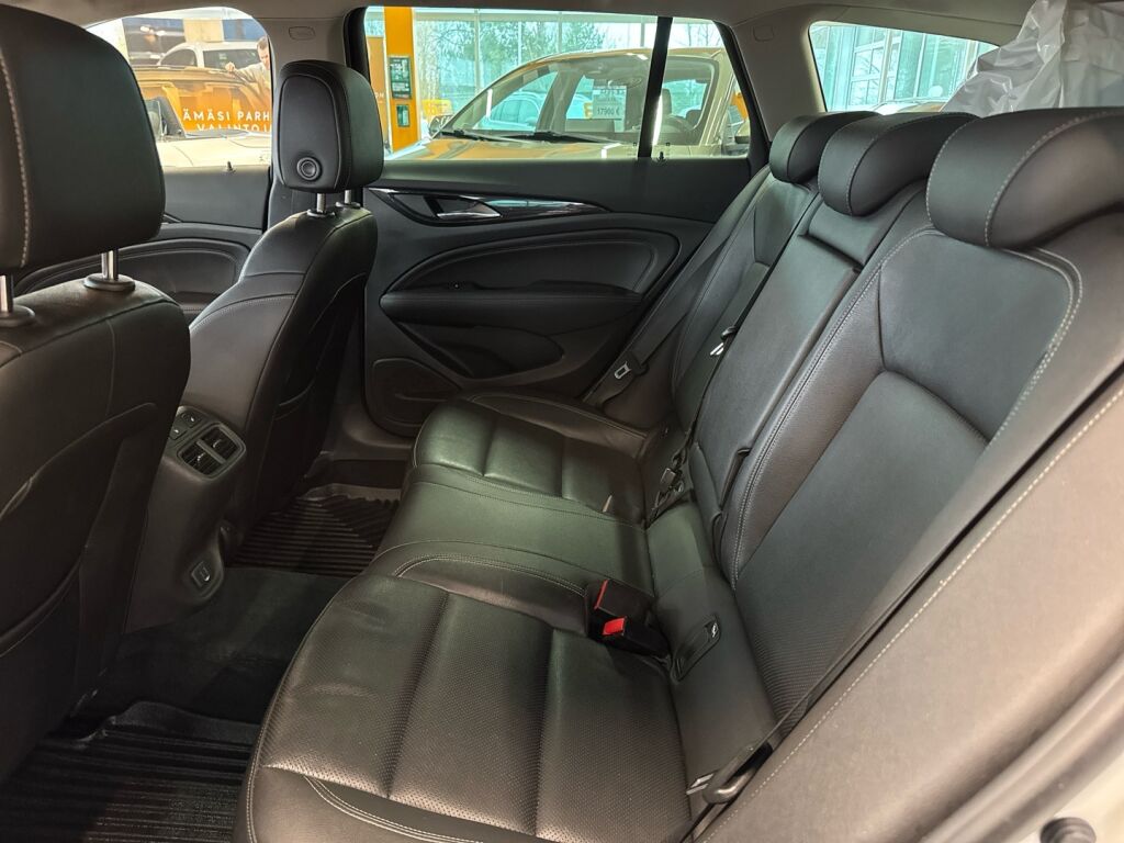 Opel Insignia 2019 Valkoinen