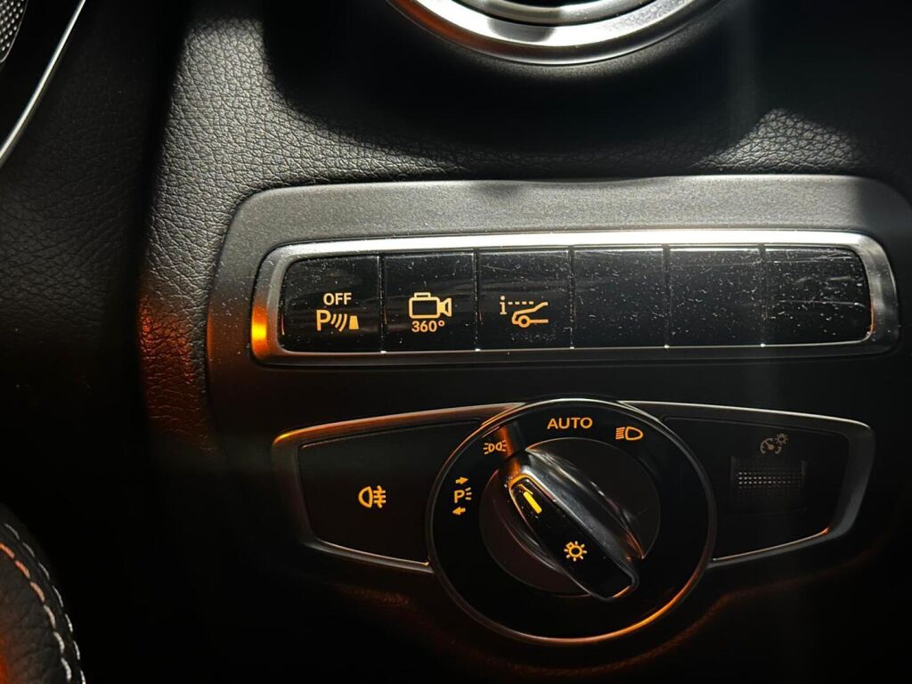 Mercedes-Benz C 2016 Harmaa