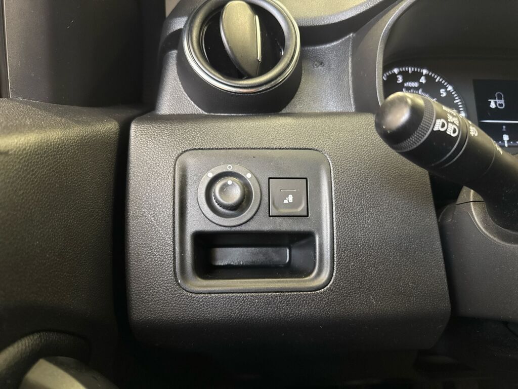 Dacia Duster 2018 Oranssi