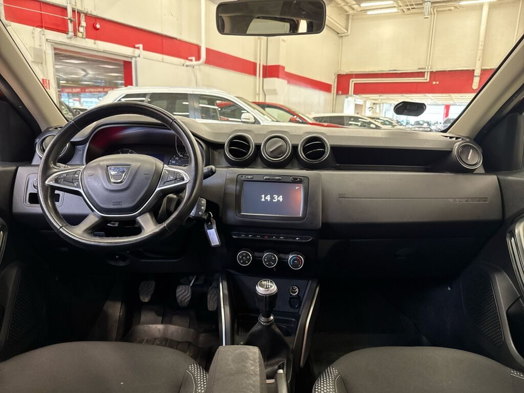 Dacia Duster 2018 Oranssi