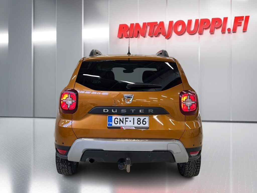 Dacia Duster 2018 Oranssi