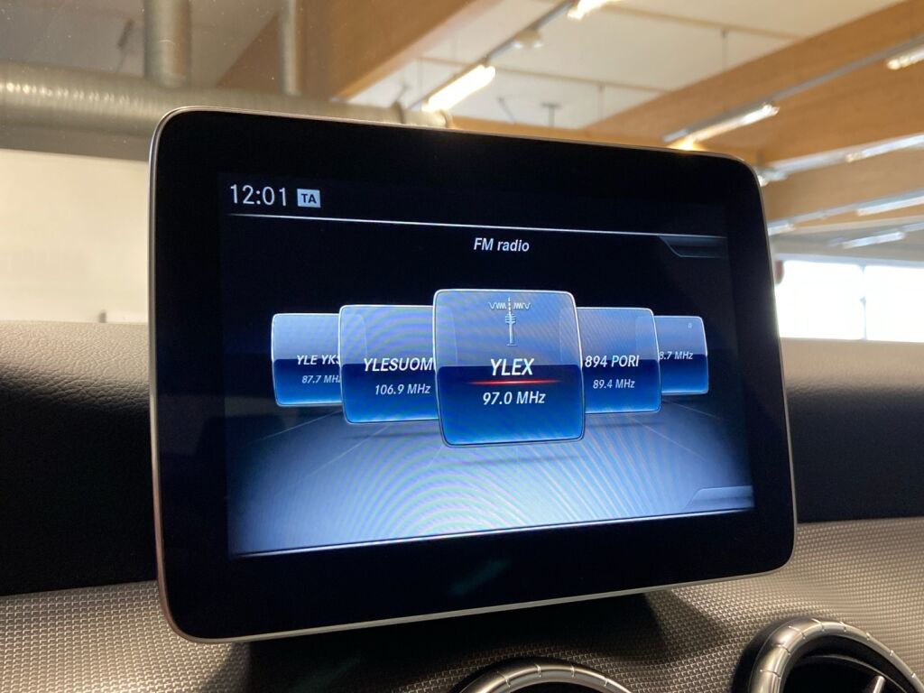 Mercedes-Benz CLA 2019 Musta