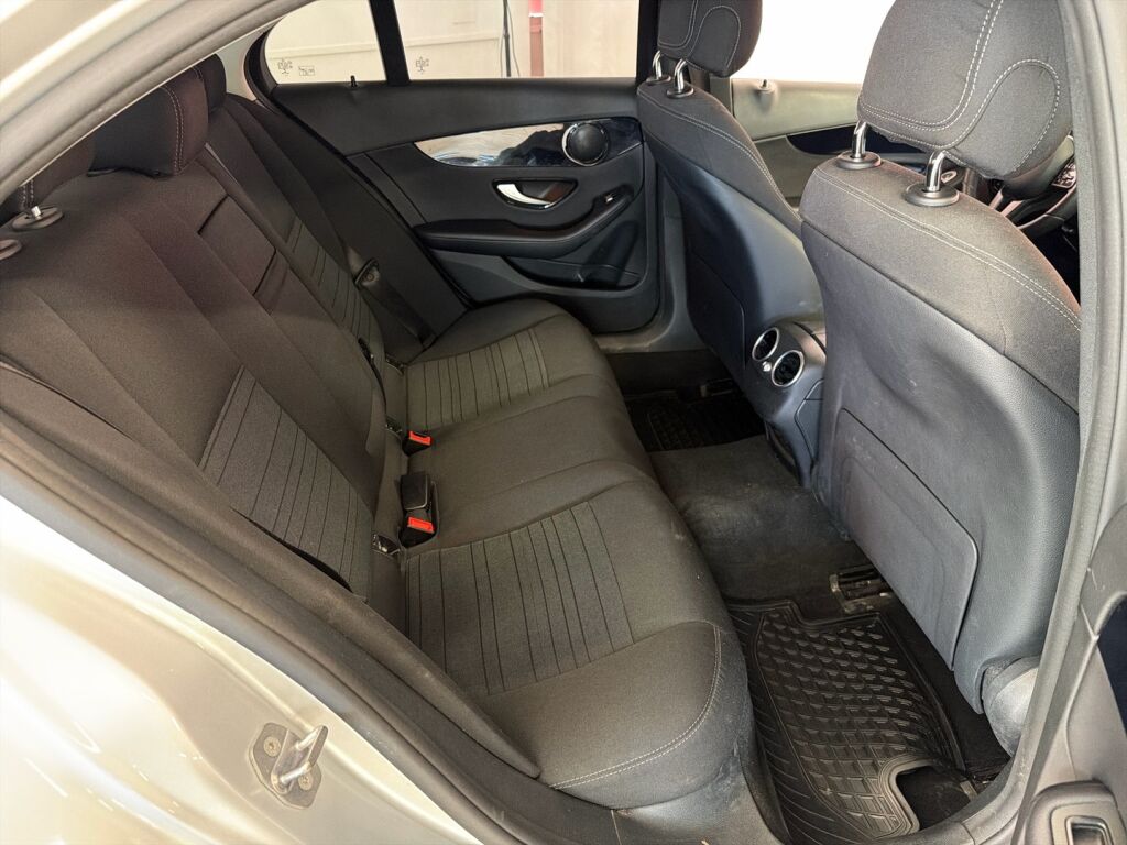 Mercedes-Benz C 2019 Harmaa