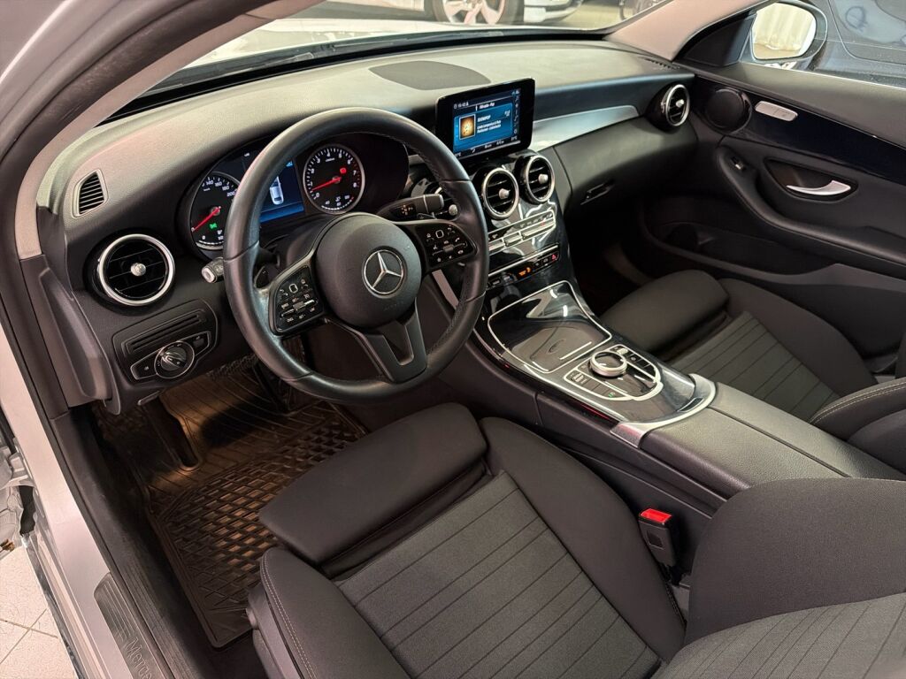 Mercedes-Benz C 2019 Harmaa