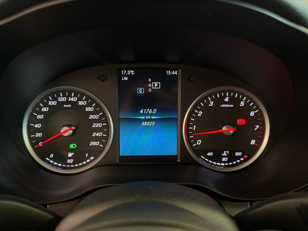 Mercedes-Benz C 2019 Harmaa