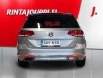 Volkswagen Passat 2018 Sininen
