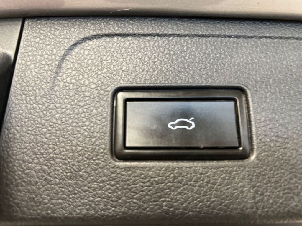 Volkswagen Passat 2018 Sininen